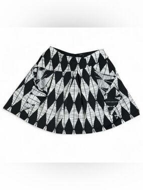 Banana Republic Black White Diamond Jacquard A-Line Pleated Skirt size 6